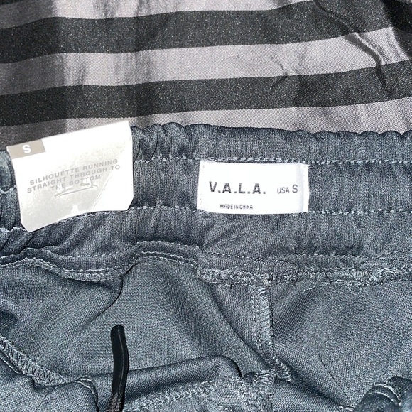 MENS SMALL JOGGER SHORTS - Picture 2 of 3